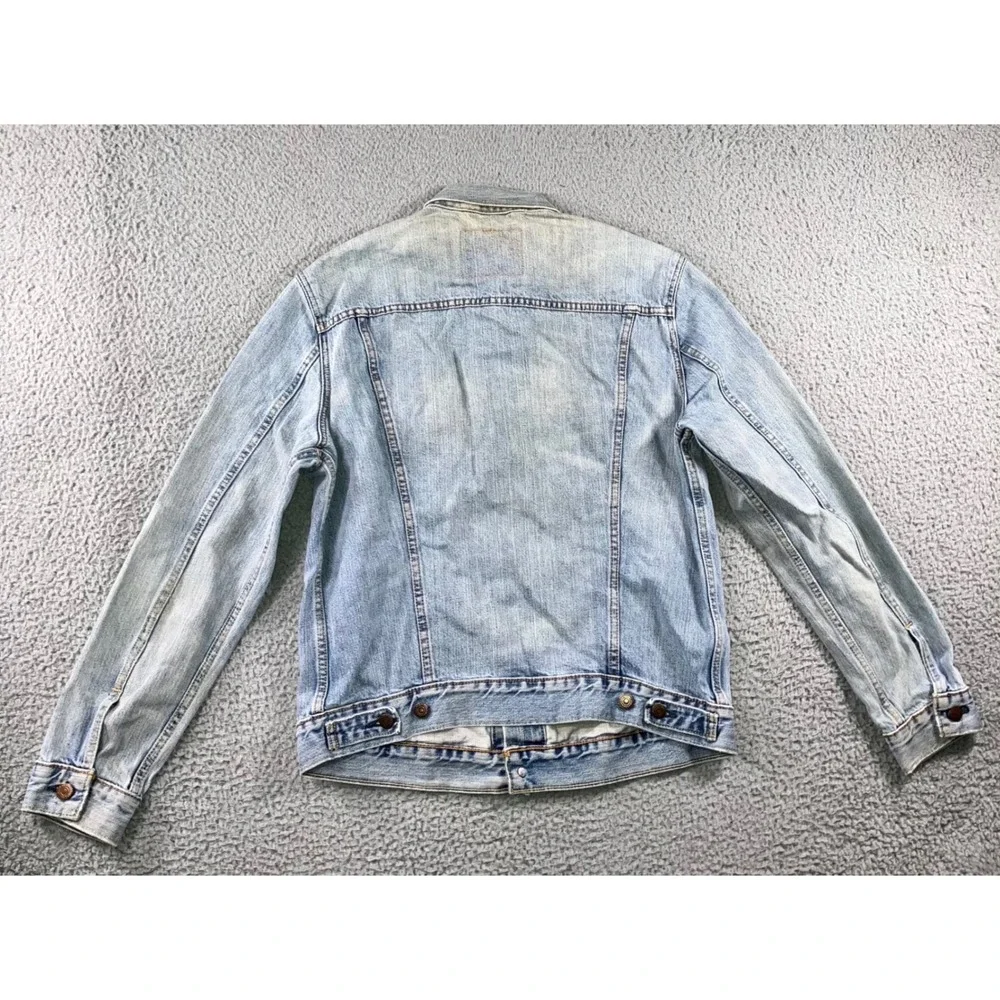 Levi's Denim Trucker Jacket Men Large Light Wash Blue Faded Western Classic - Picture 2 of 12
